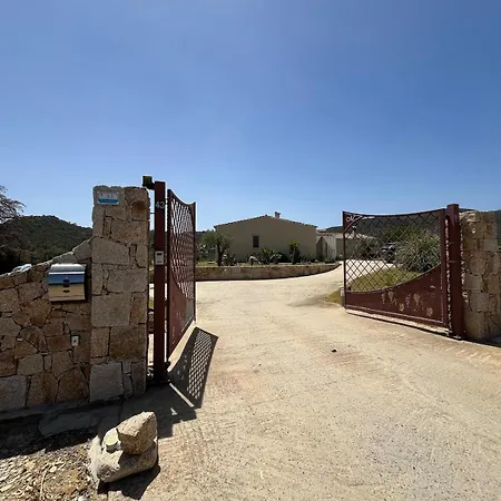 Aurea In Castiadas Сasa de vacaciones